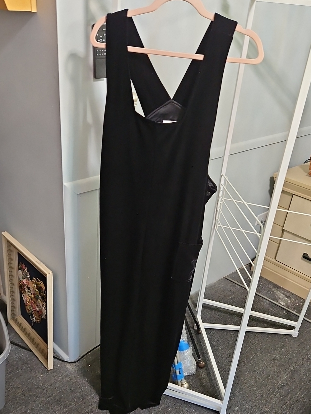 Jacqueline Ferrar Black V-Back Maxi Dress with Side Pocket